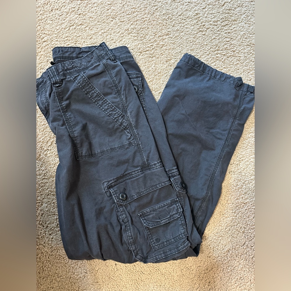 American Eagle Gray Cargo Pants